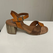 Load image into Gallery viewer, Bianca Moon 1888 Sandal SS24
