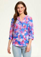 Load image into Gallery viewer, FDJ 3560451 Henley Top SS25
