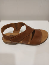 Load image into Gallery viewer, Miz Mooz Dovey Sandal SS25
