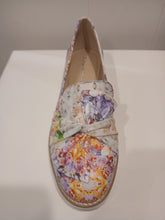 Load image into Gallery viewer, Django &amp; Juliette Oclem Shoe SS25 208
